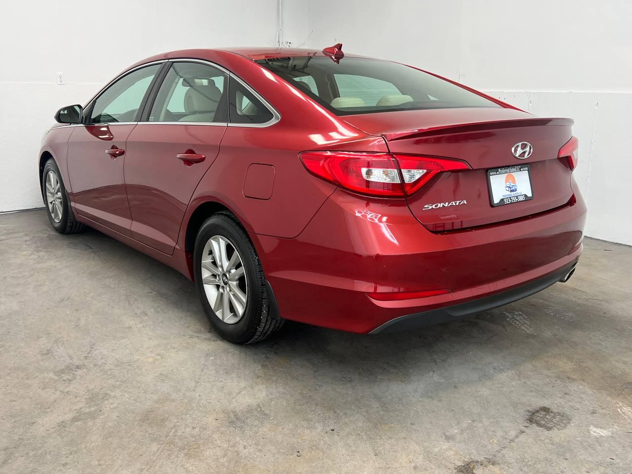 Hyundai Sonata SE 2.4L PZEV 2015