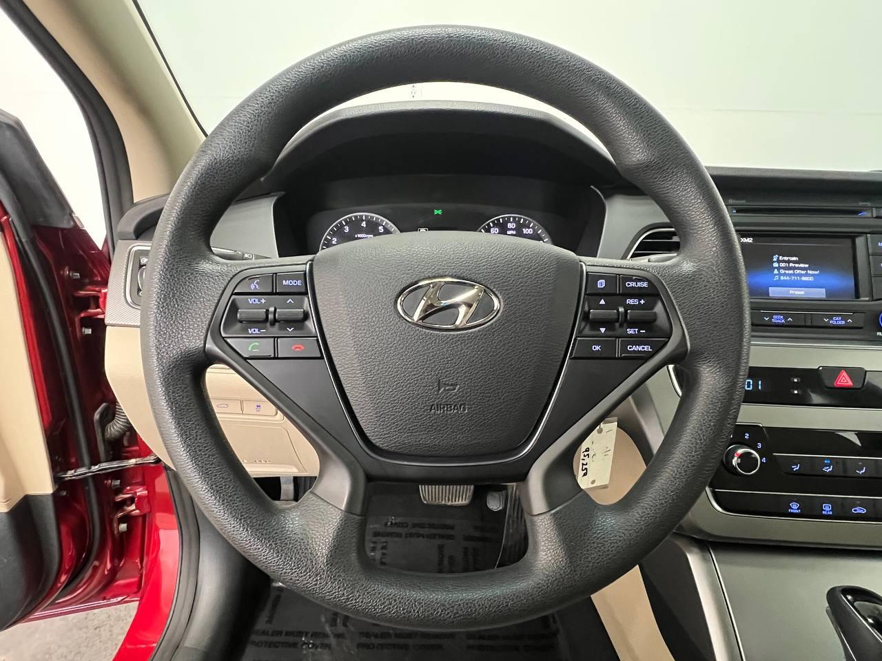 Hyundai Sonata SE 2.4L PZEV 2015