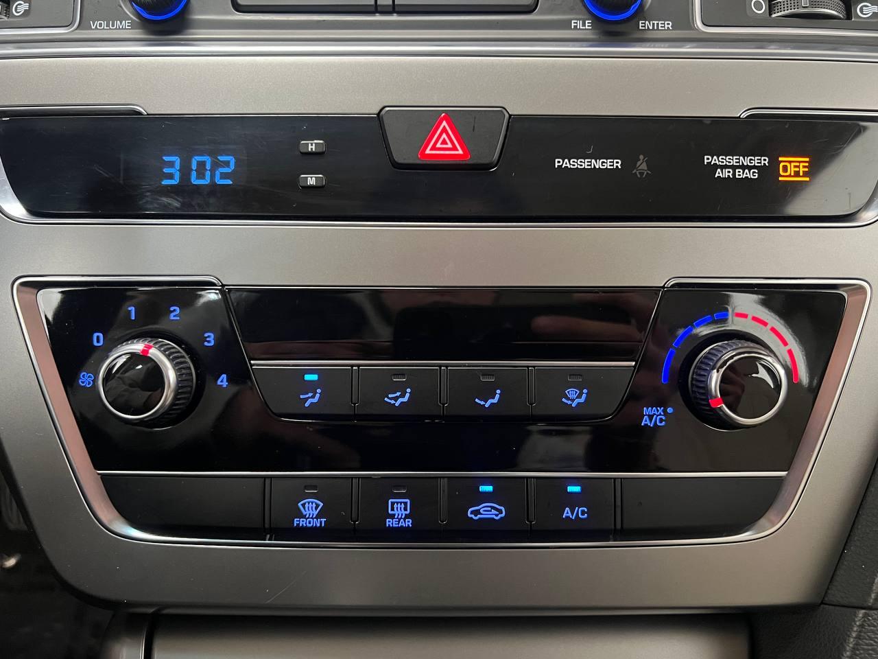 Hyundai Sonata SE 2.4L PZEV 2015