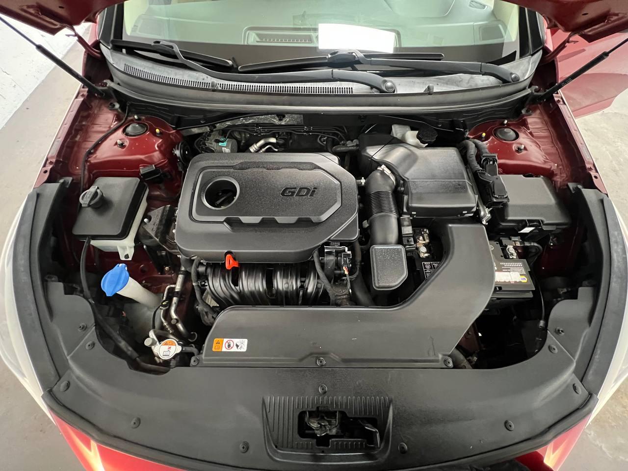 Hyundai Sonata SE 2.4L PZEV 2015