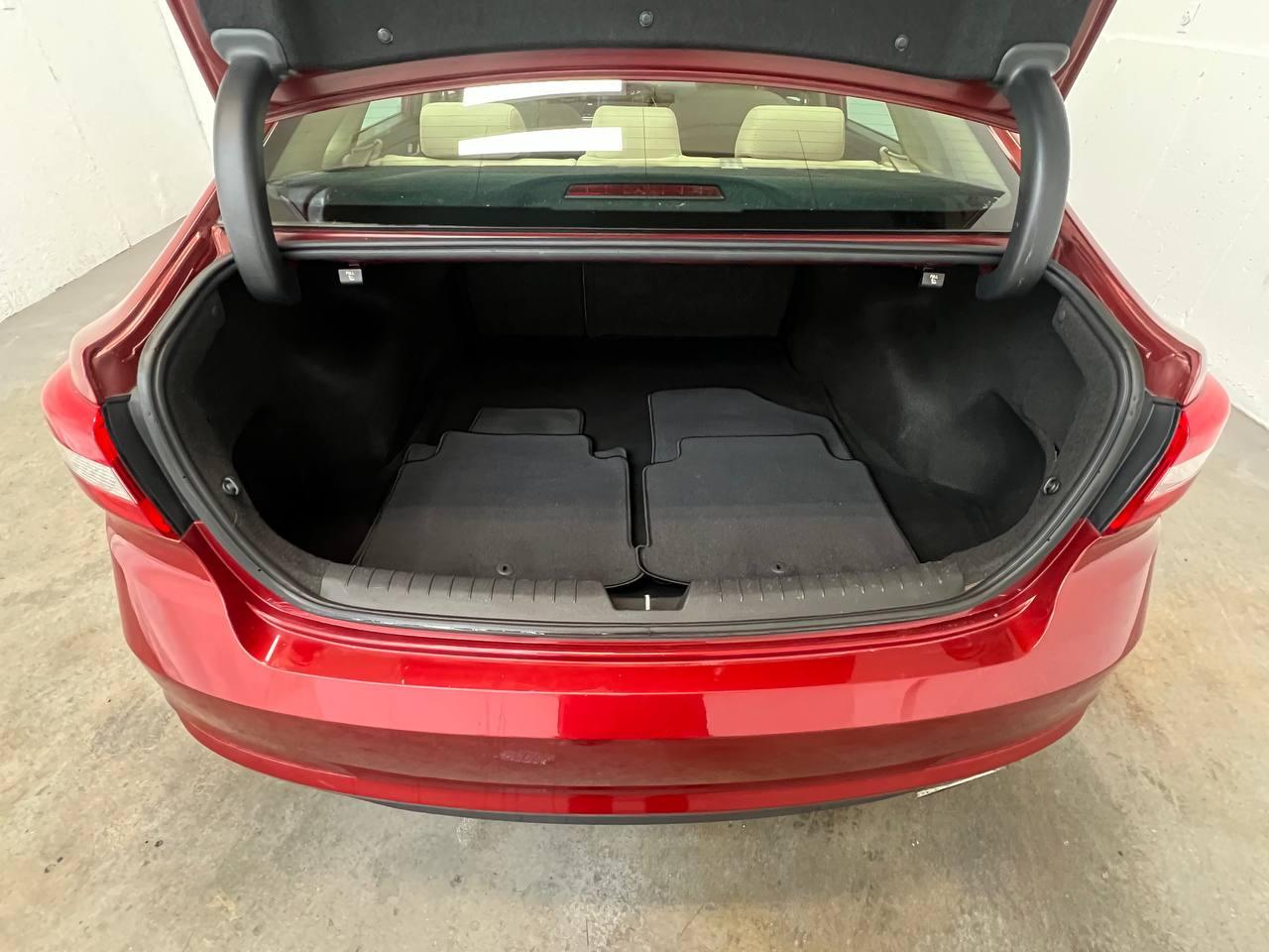 Hyundai Sonata SE 2.4L PZEV 2015