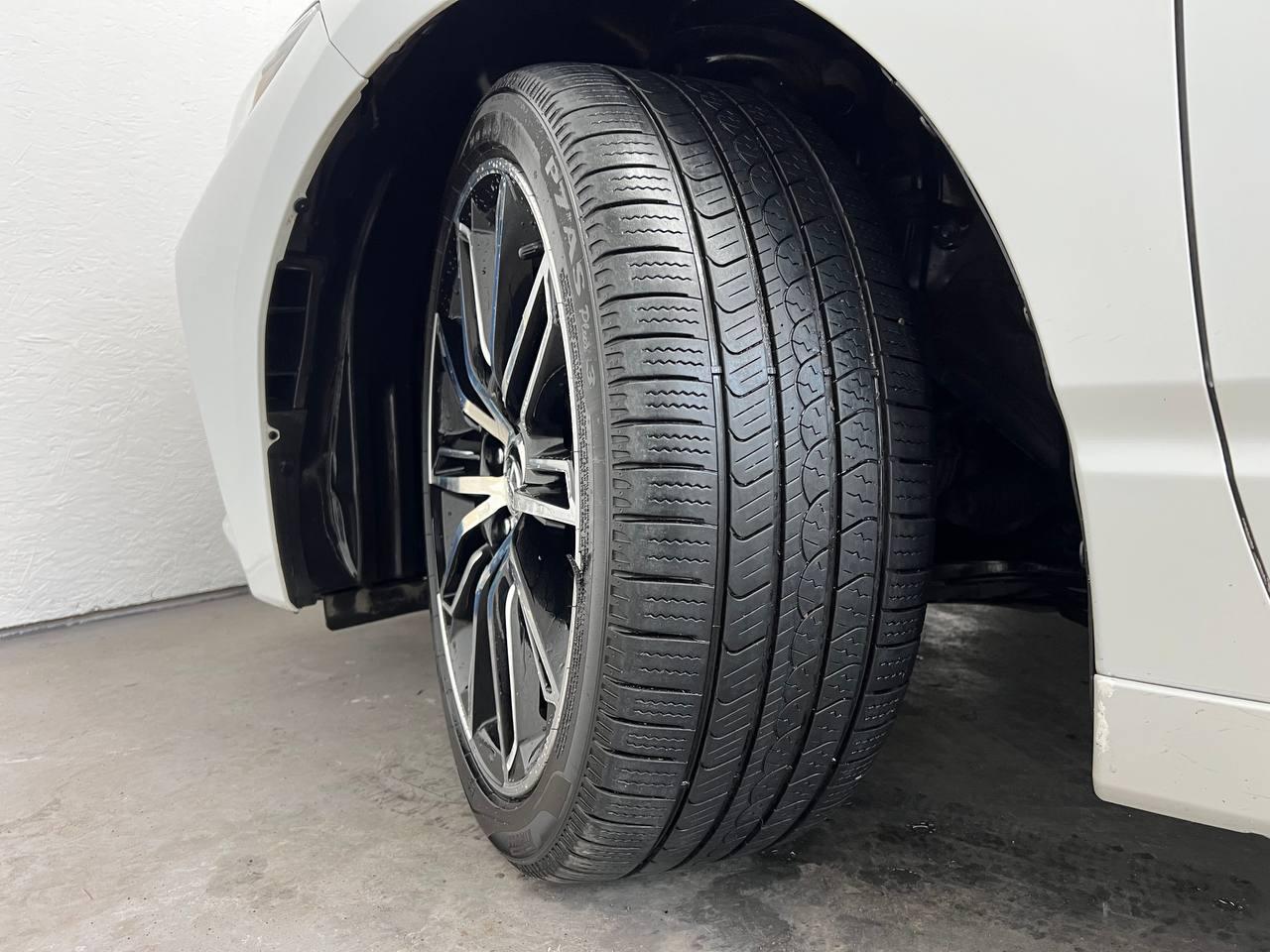 Toyota Avalon XSE 2019