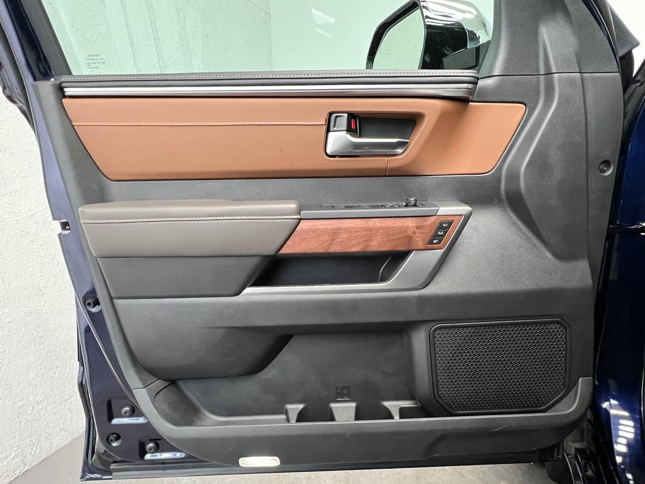 Toyota Tundra 4WD  2025