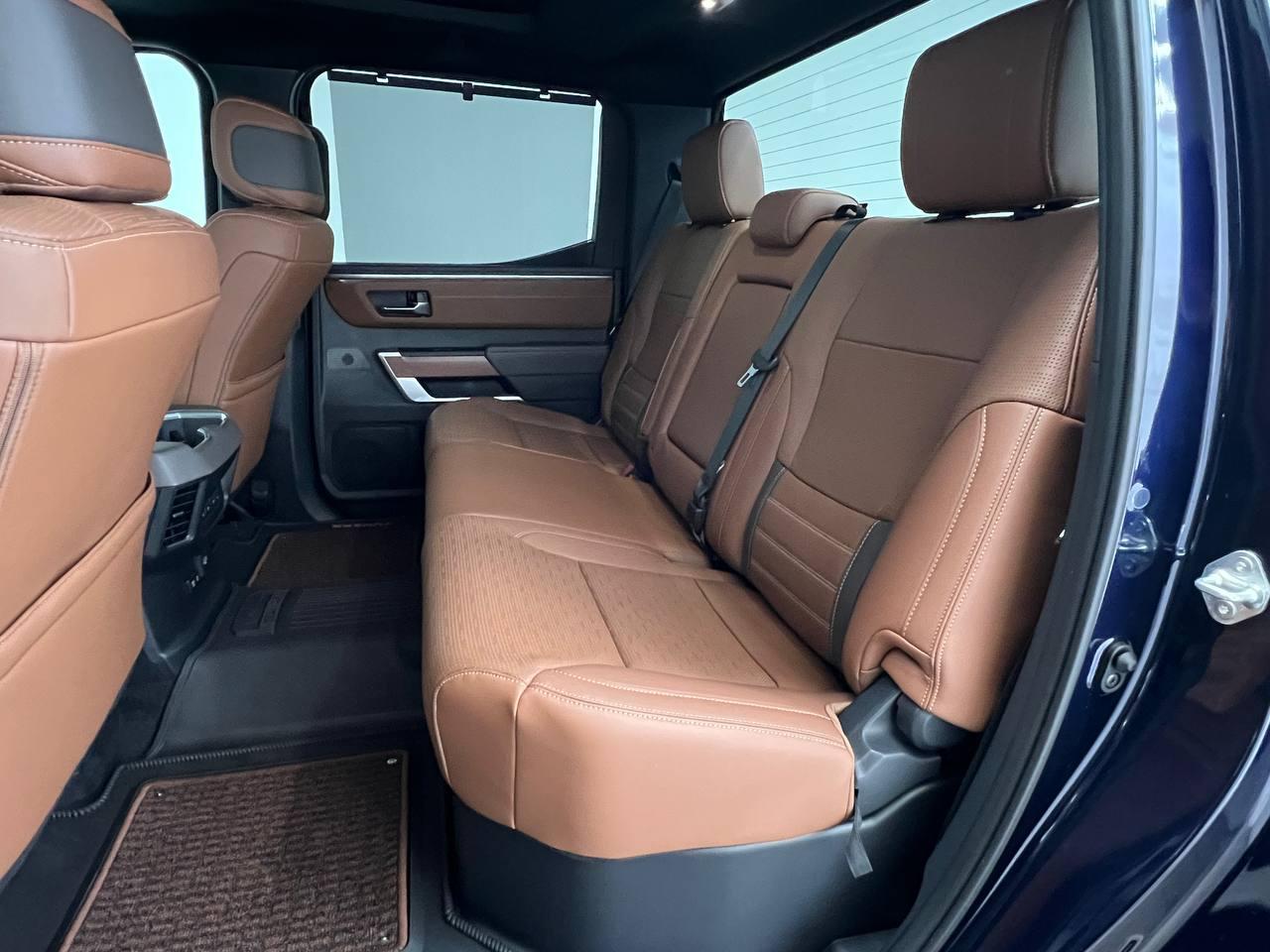 Toyota Tundra 4WD  2025