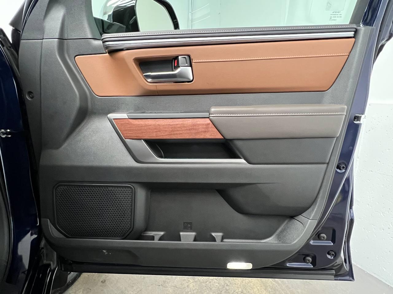 Toyota Tundra 4WD  2025