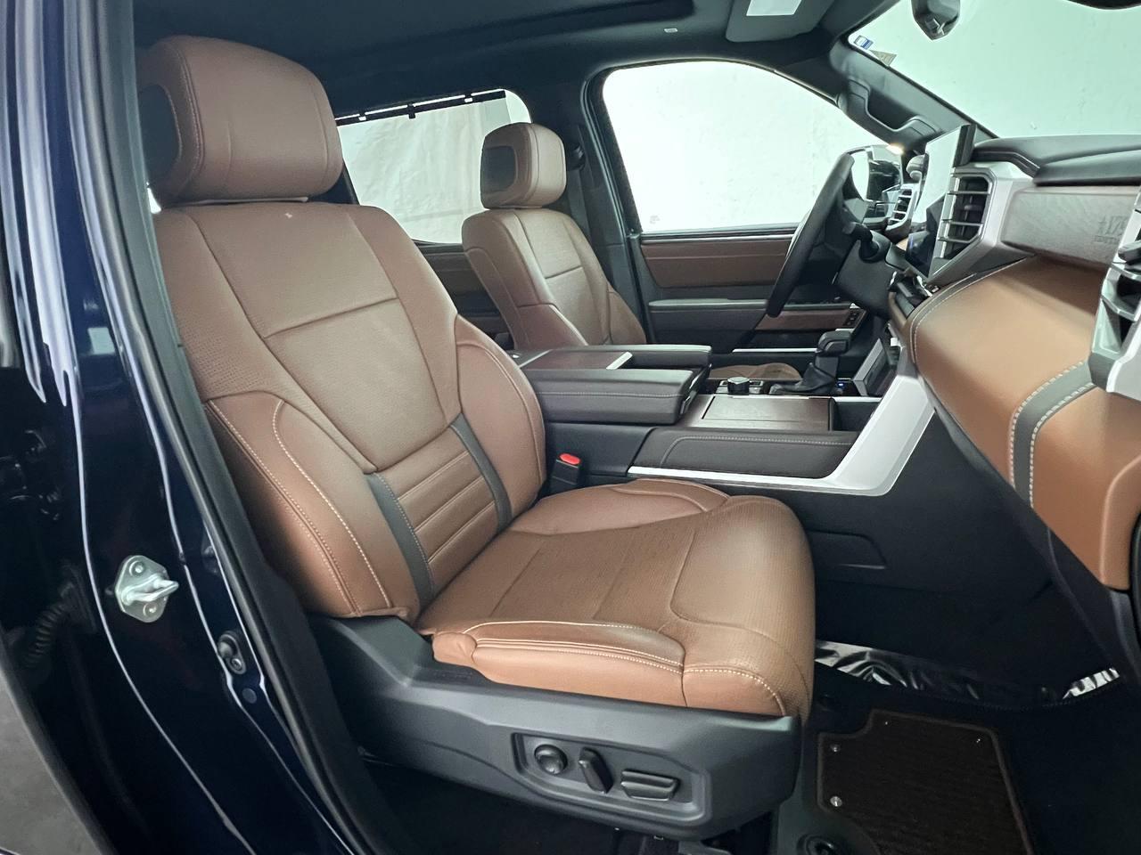 Toyota Tundra 4WD  2025