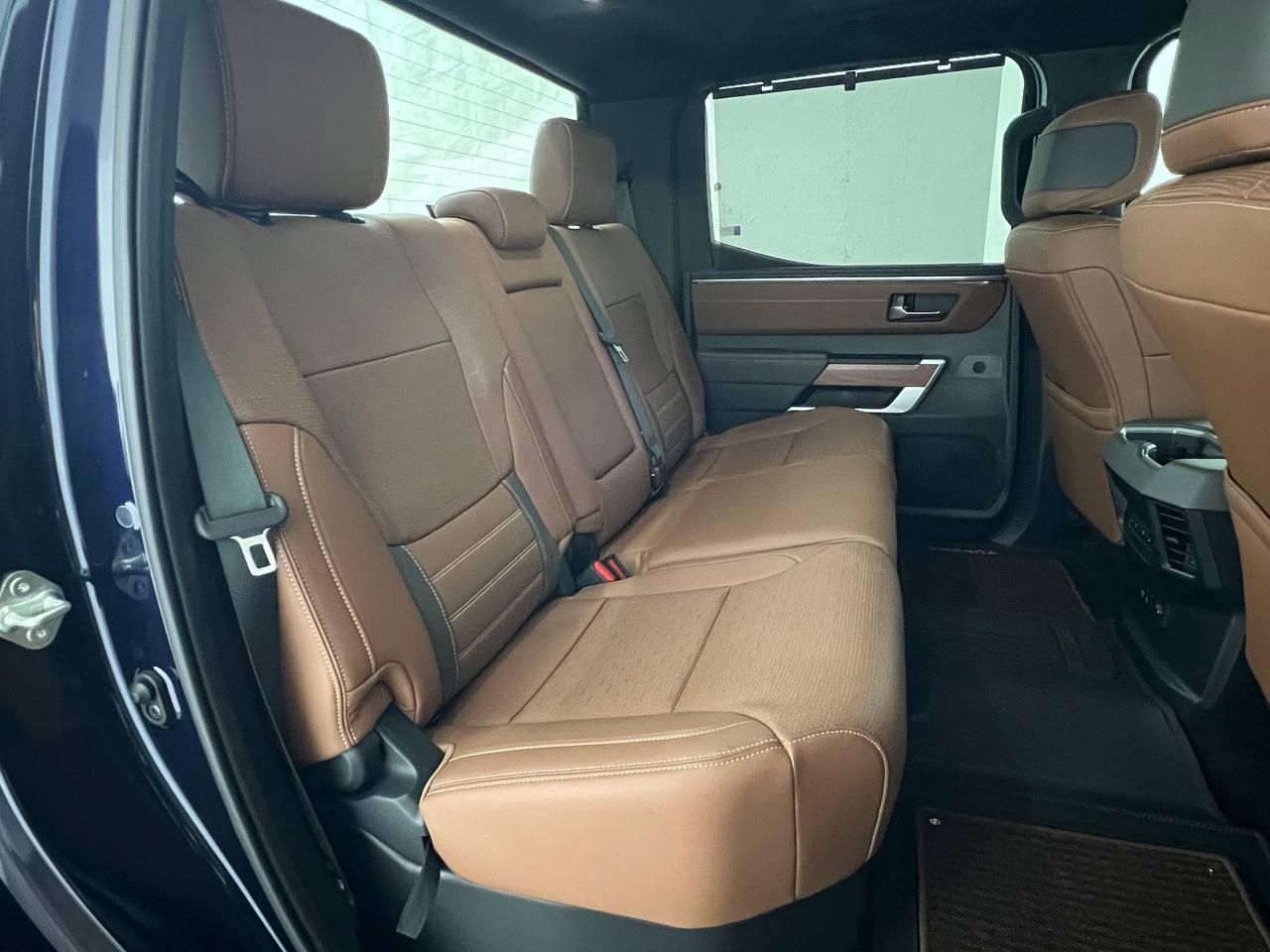 Toyota Tundra 4WD  2025