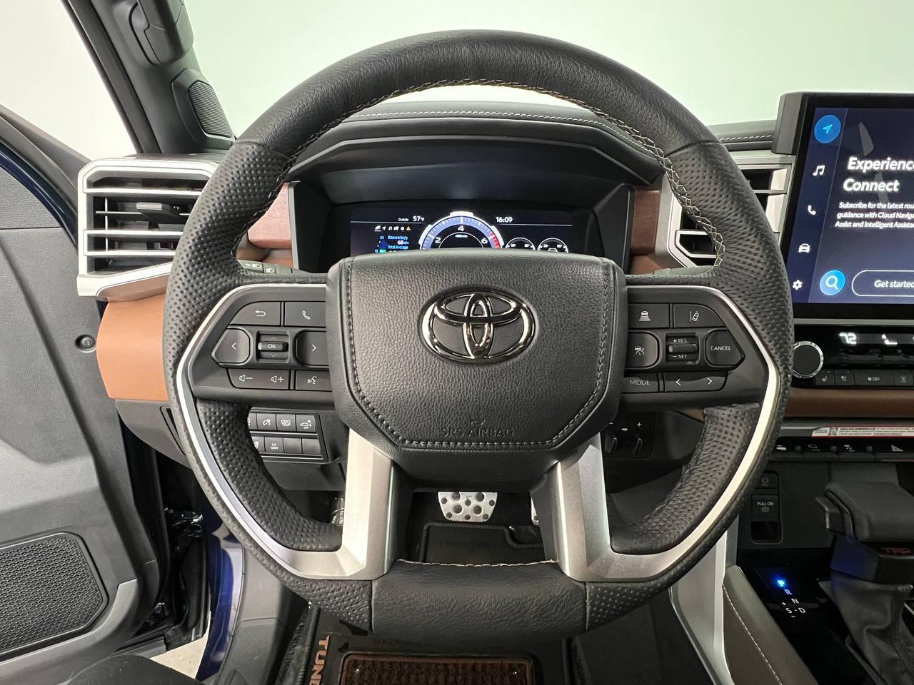 Toyota Tundra 4WD  2025