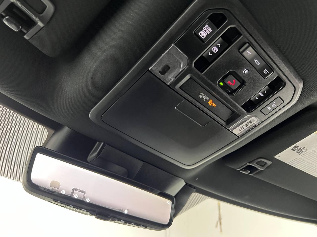 Toyota Tundra 4WD  2025