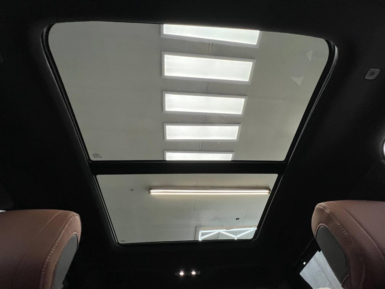 Toyota Tundra 4WD  2025