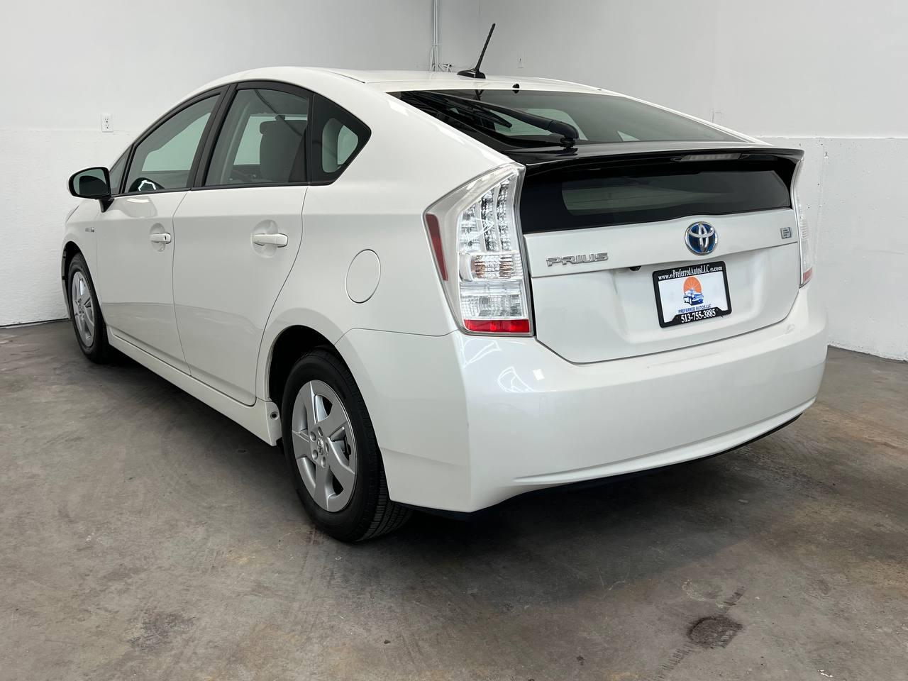 Toyota Prius Base 2010