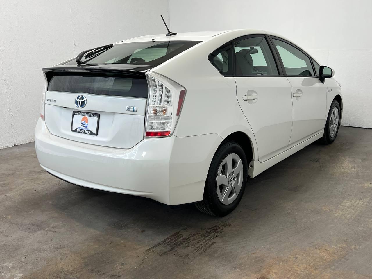 Toyota Prius Base 2010