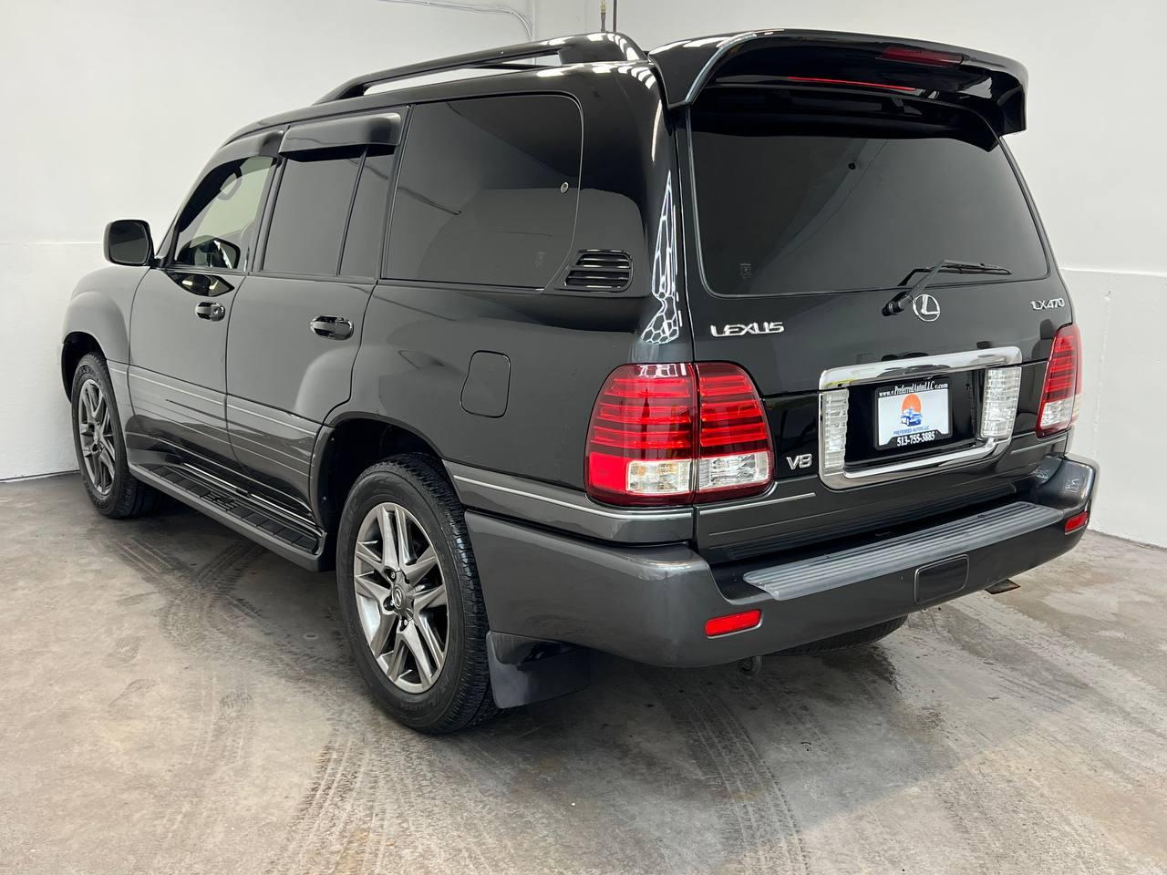 Lexus LX 470 4D SUV 4WD 2005