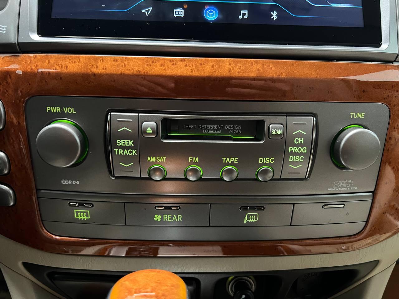 Lexus LX 470 4D SUV 4WD 2005