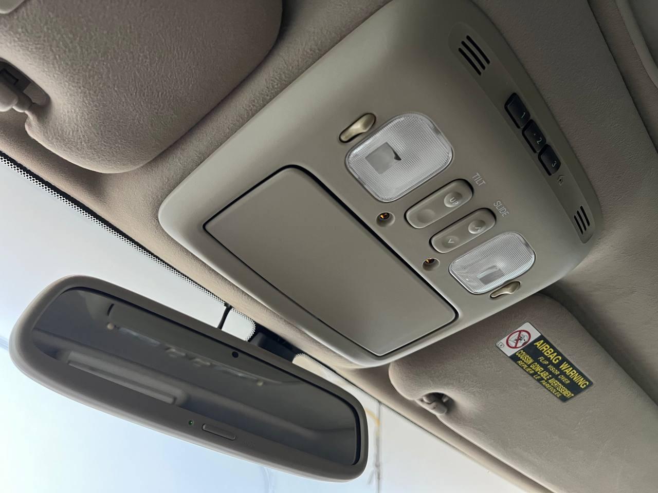 Lexus LX 470 4D SUV 4WD 2005