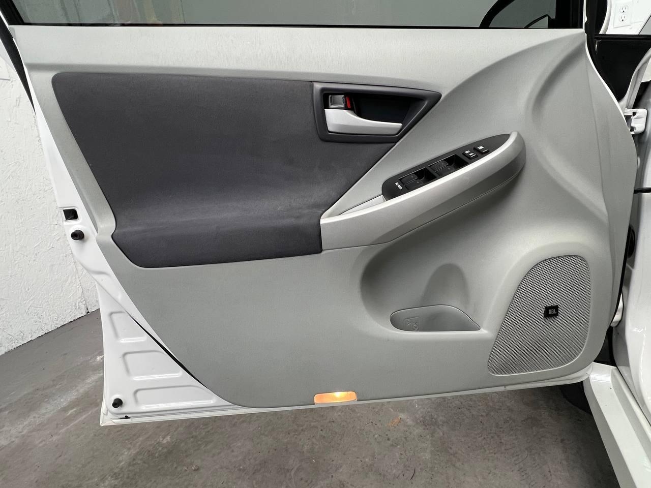 Toyota Prius Base 2010