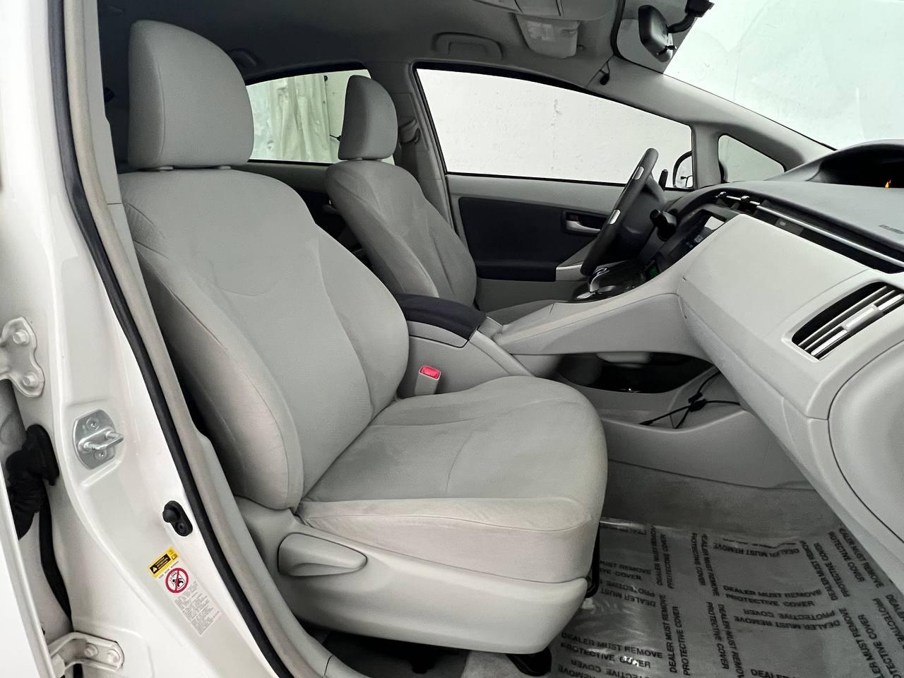 Toyota Prius Base 2010