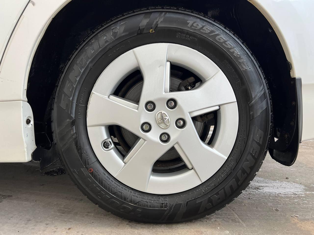 Toyota Prius Base 2010