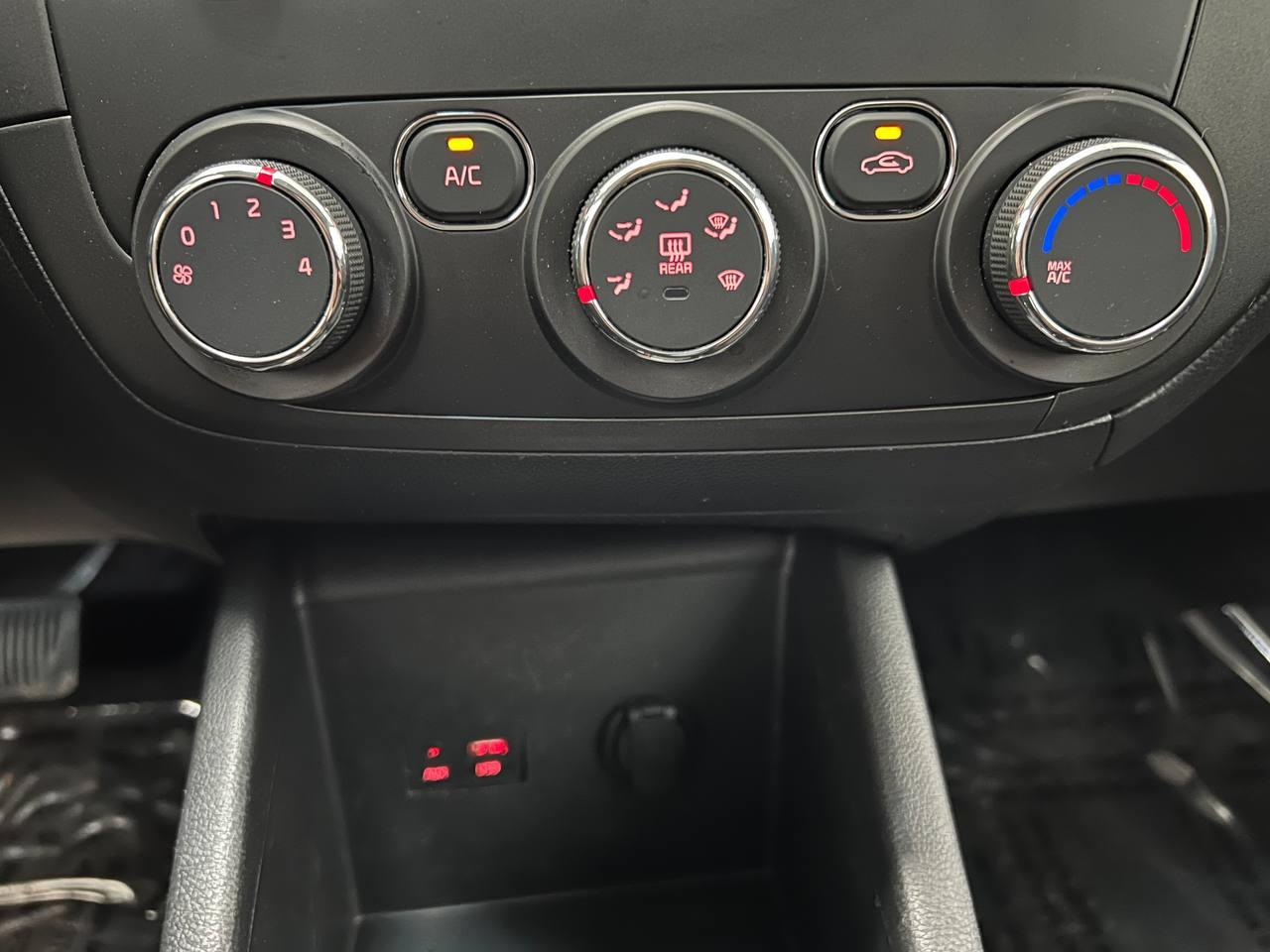 Kia Forte LX Auto 2017