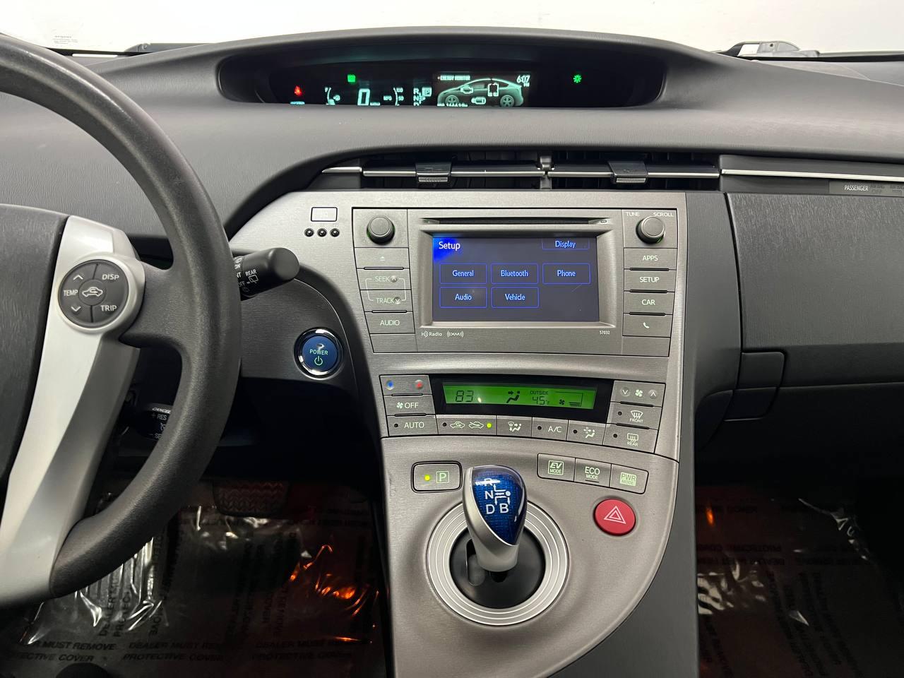 Toyota Prius Three 2012