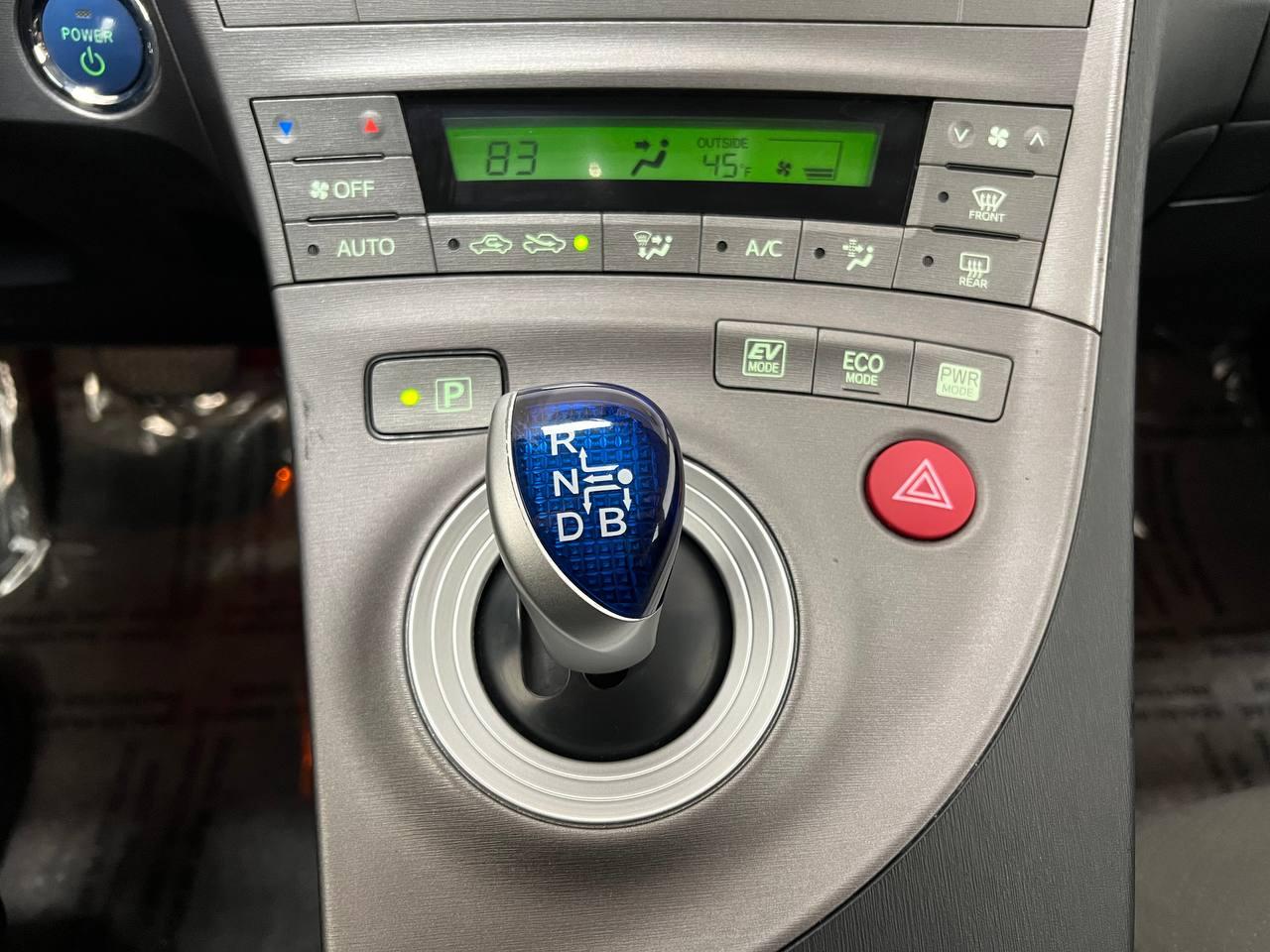 Toyota Prius Three 2012