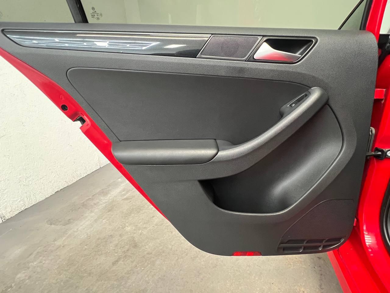 Volkswagen Jetta 1.8T SE Sport Auto 2018