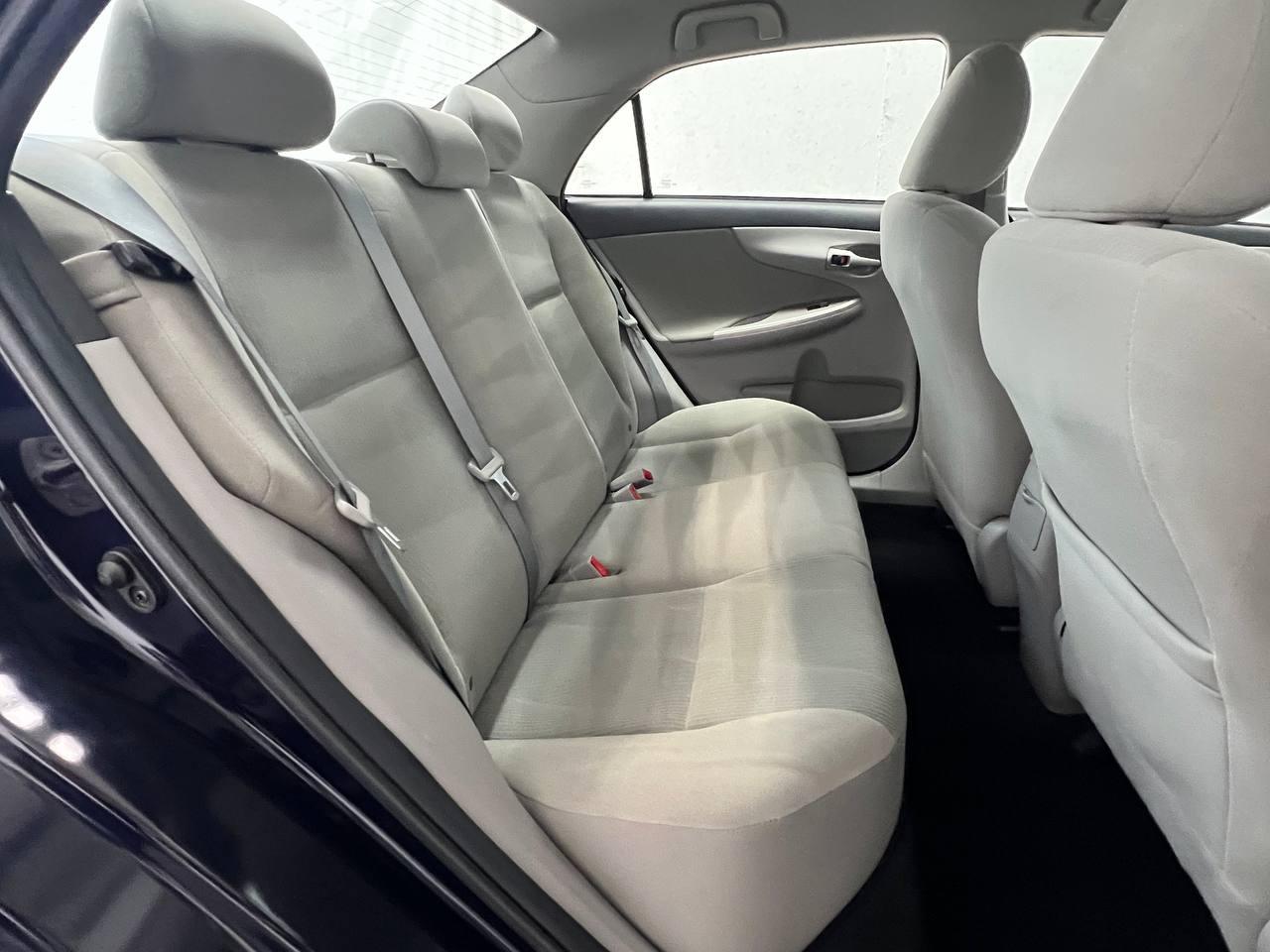 Toyota Corolla LE 2013