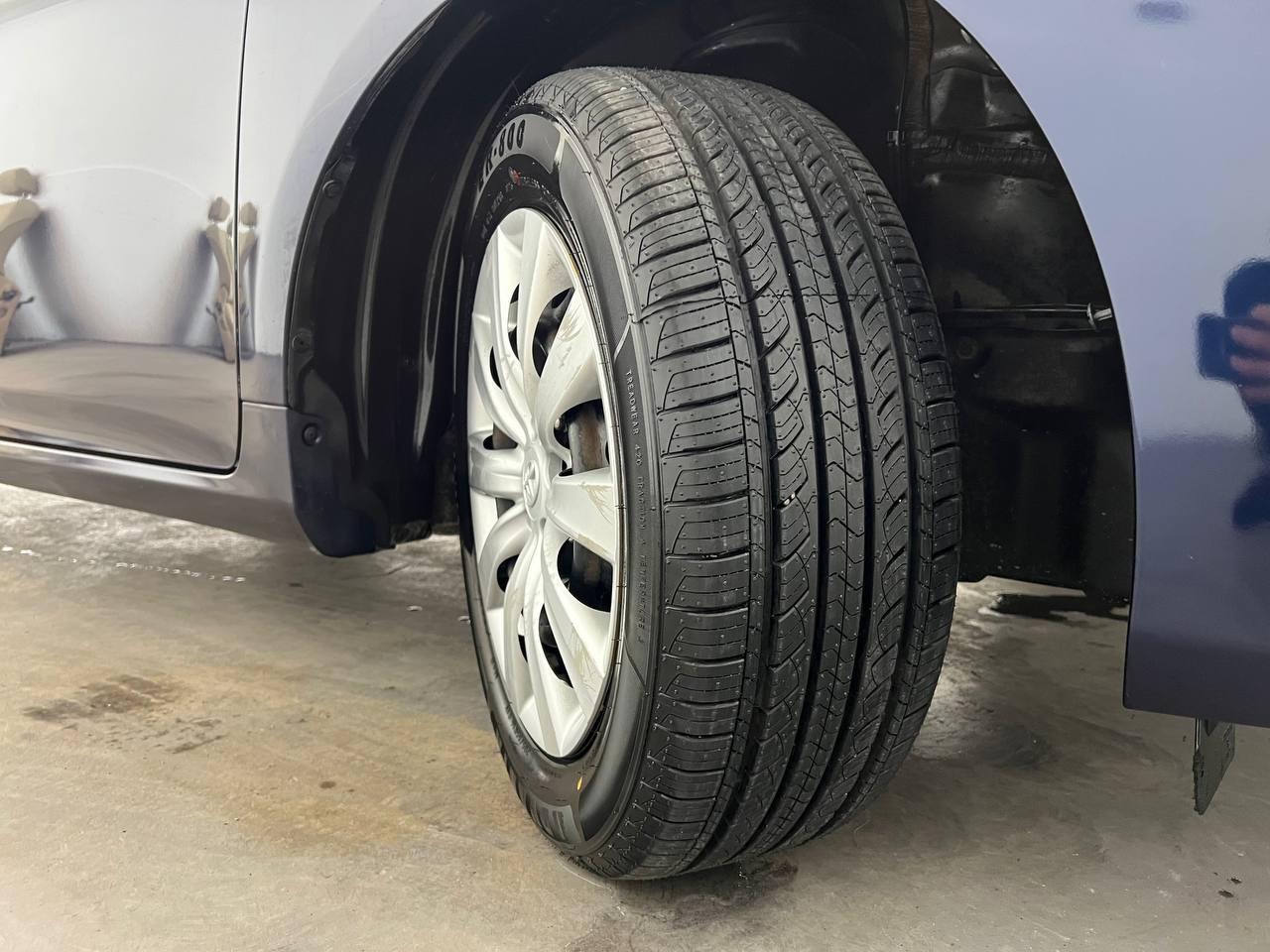 Toyota Corolla LE 2013