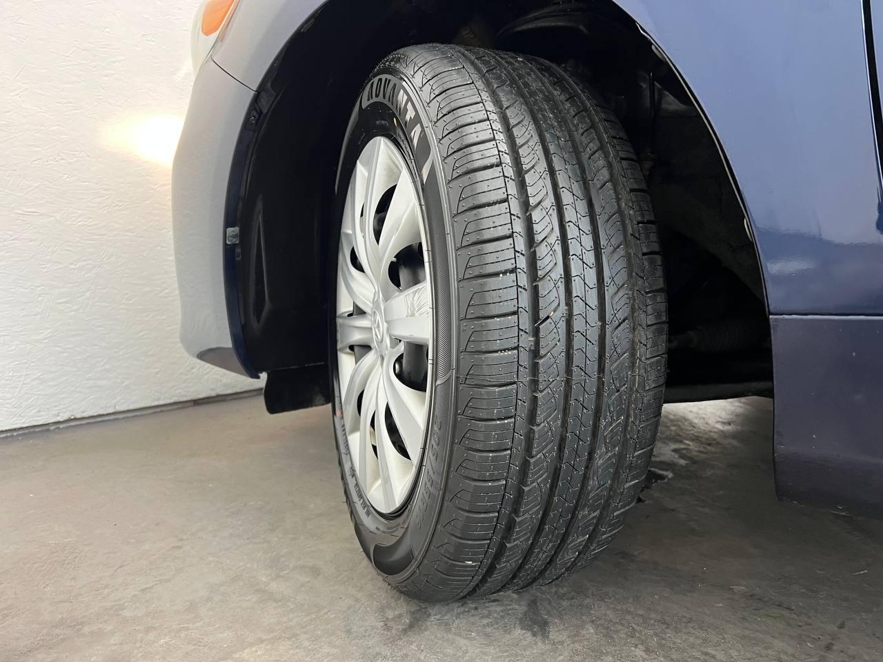 Toyota Corolla LE 2013