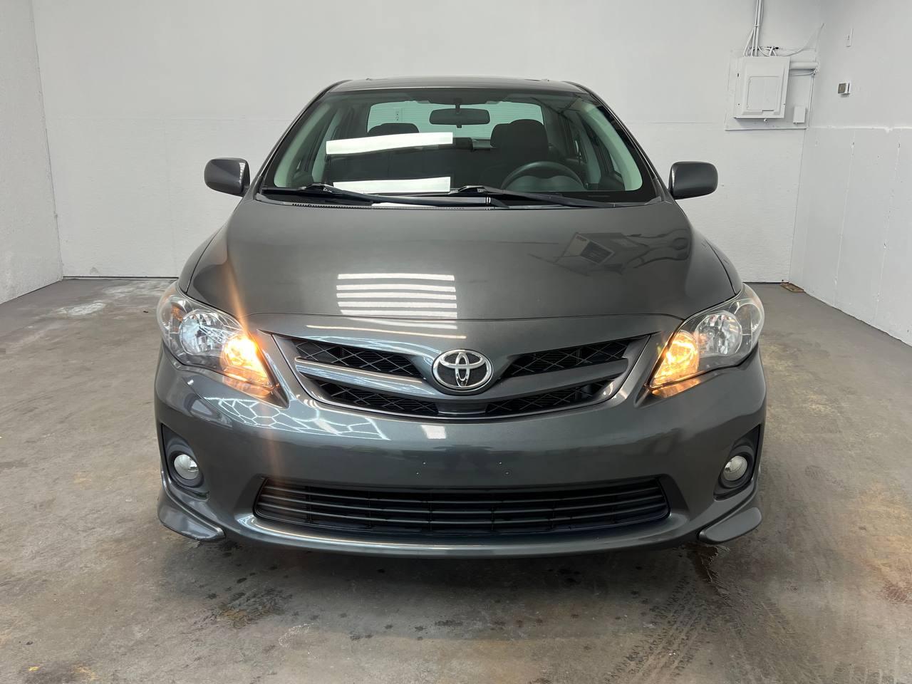 Toyota Corolla S 2011