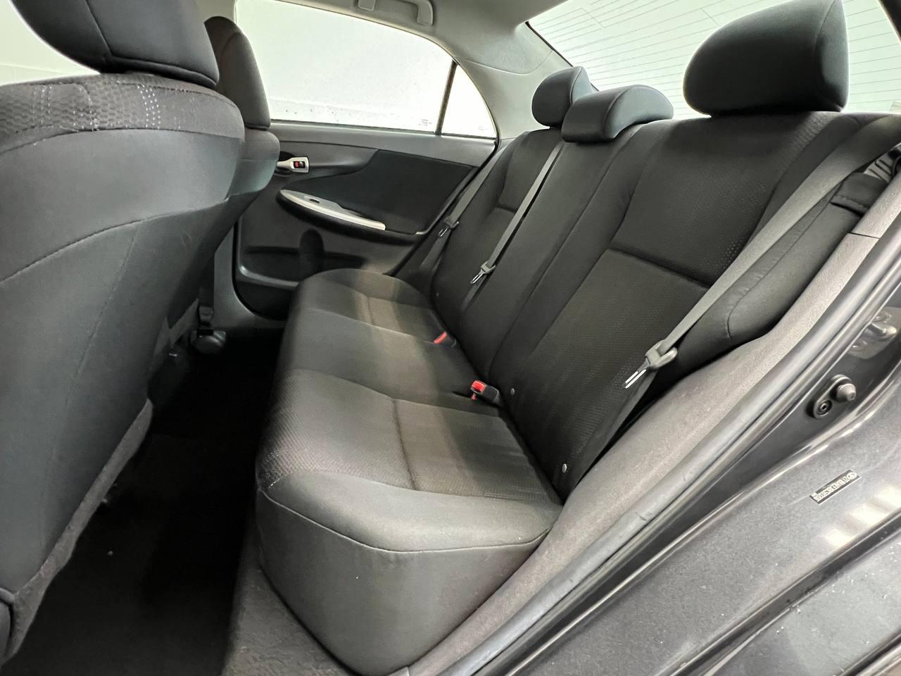 Toyota Corolla S 2011