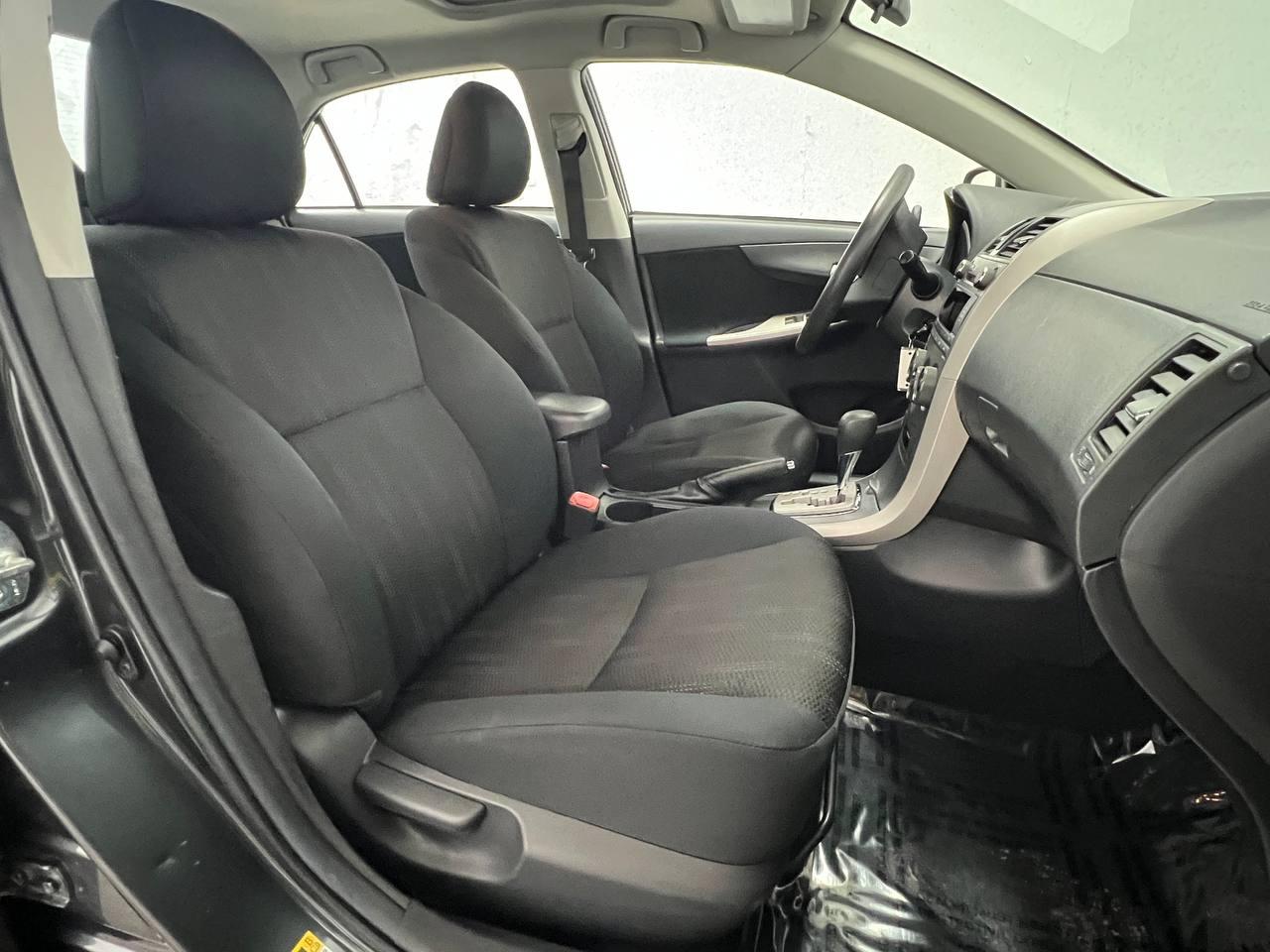 Toyota Corolla S 2011