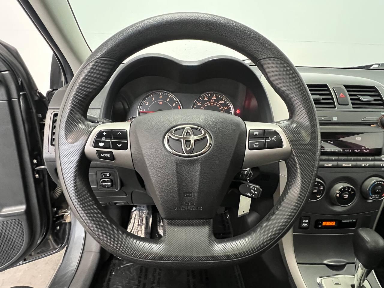 Toyota Corolla S 2011