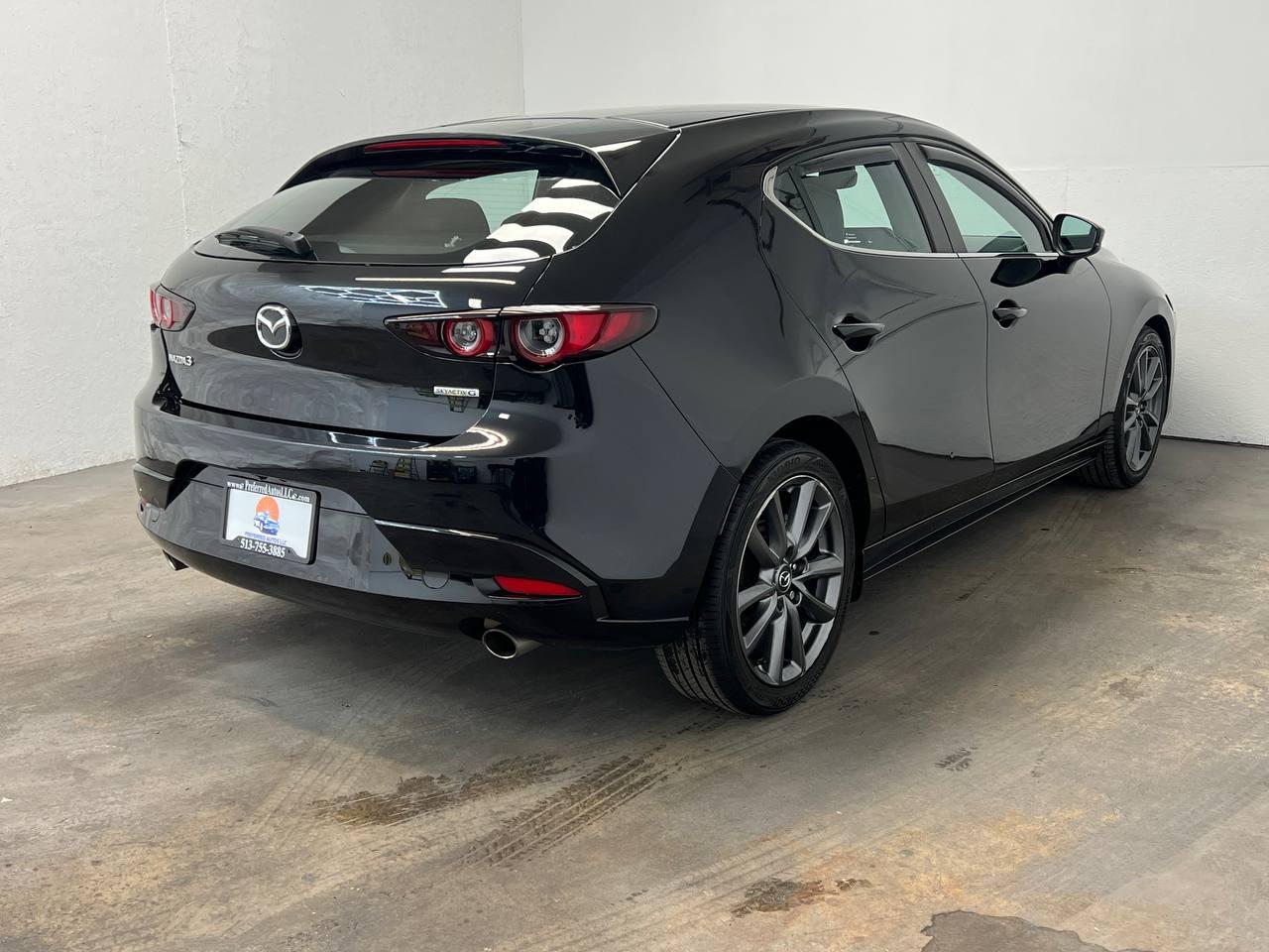 Mazda Mazda3 Hatchback Select Auto FWD 2021