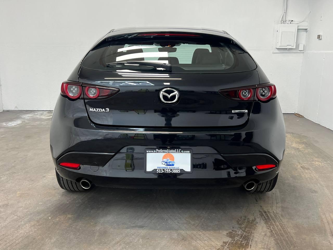 Mazda Mazda3 Hatchback Select Auto FWD 2021