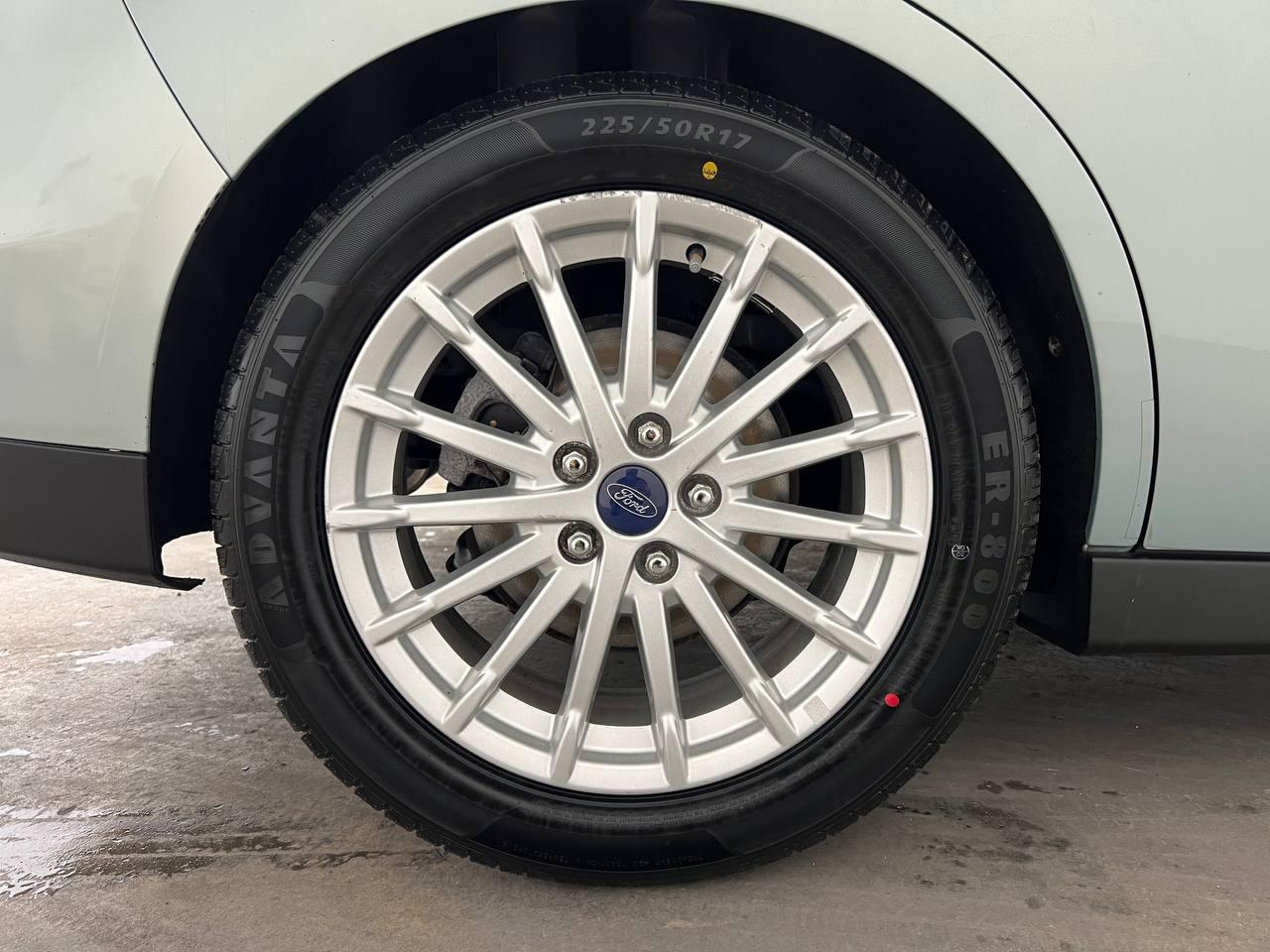 Ford C-Max Hybrid SEL 2013