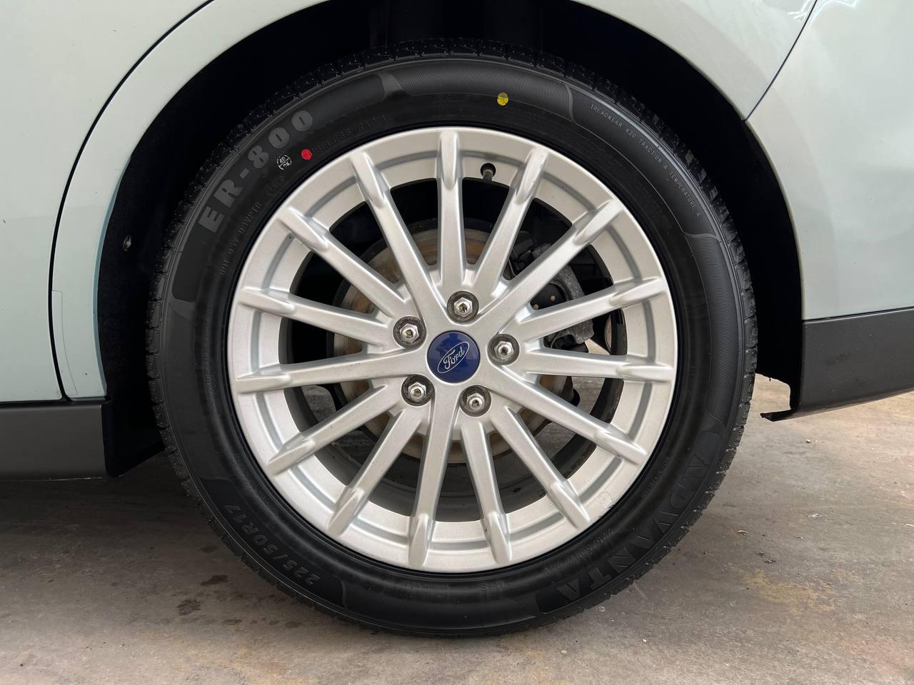 Ford C-Max Hybrid SEL 2013