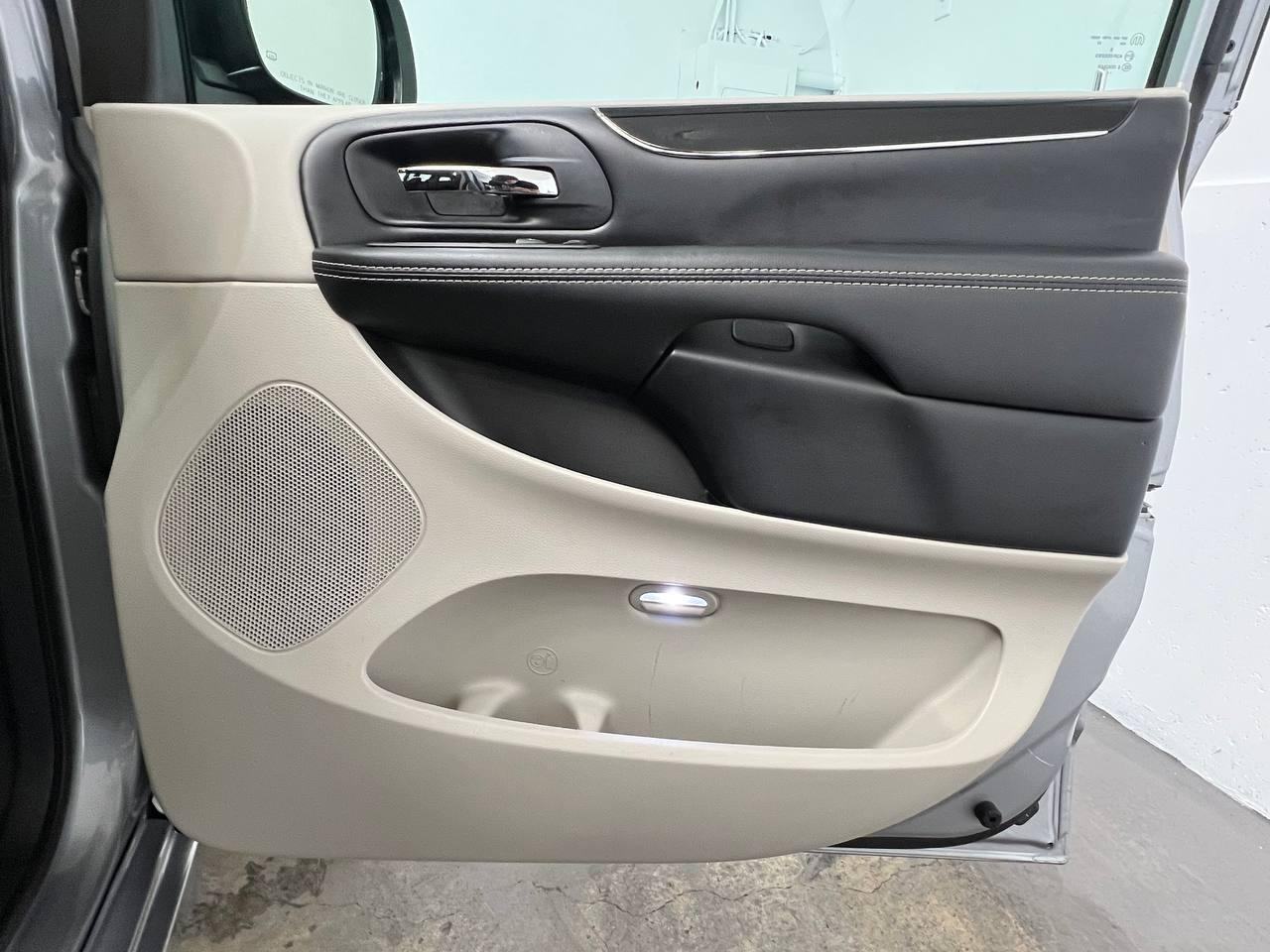 Dodge Grand Caravan SXT 2019