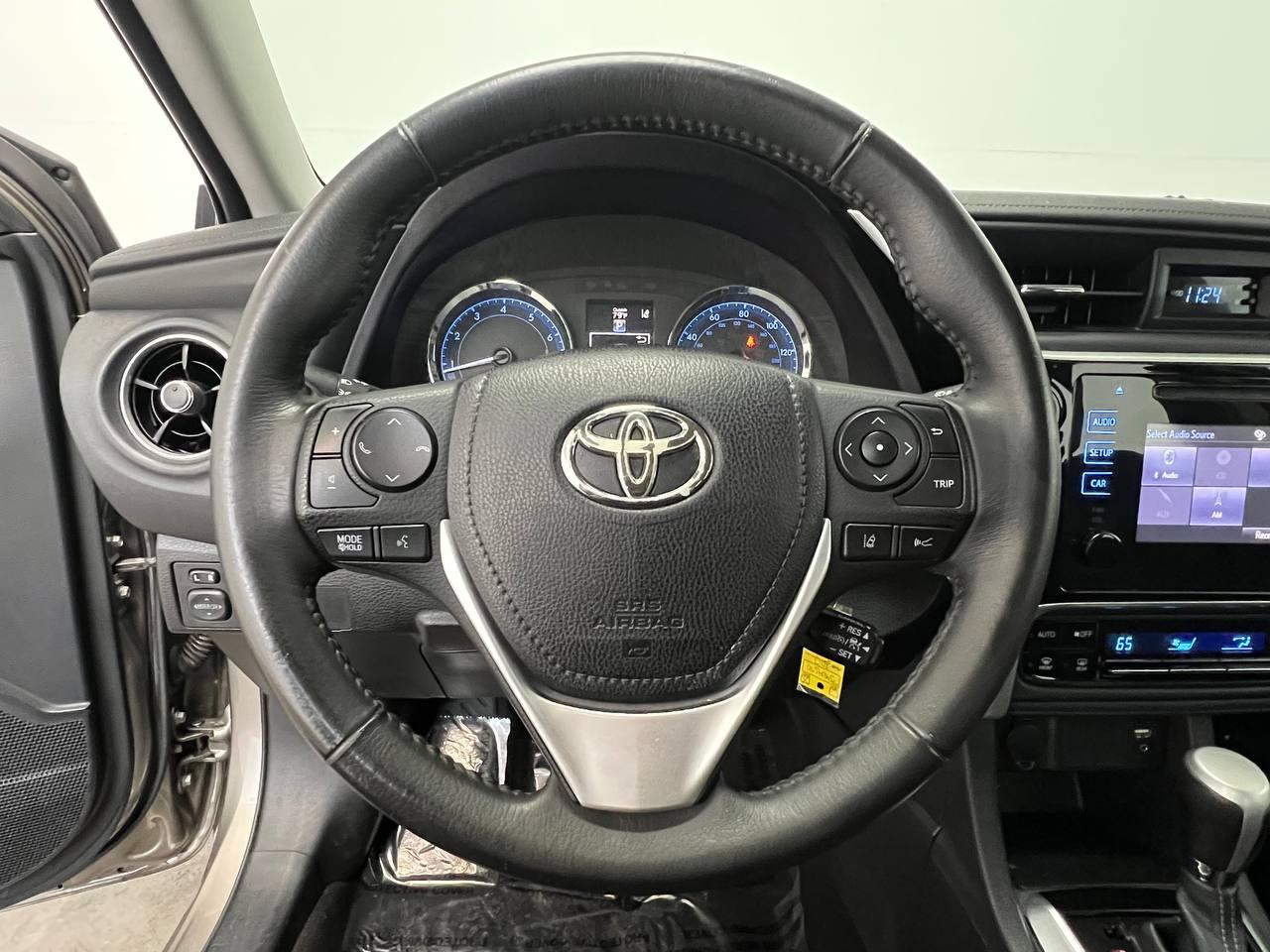 Toyota Corolla 50th Anniversary Special Edition CVT (Natl) 2017
