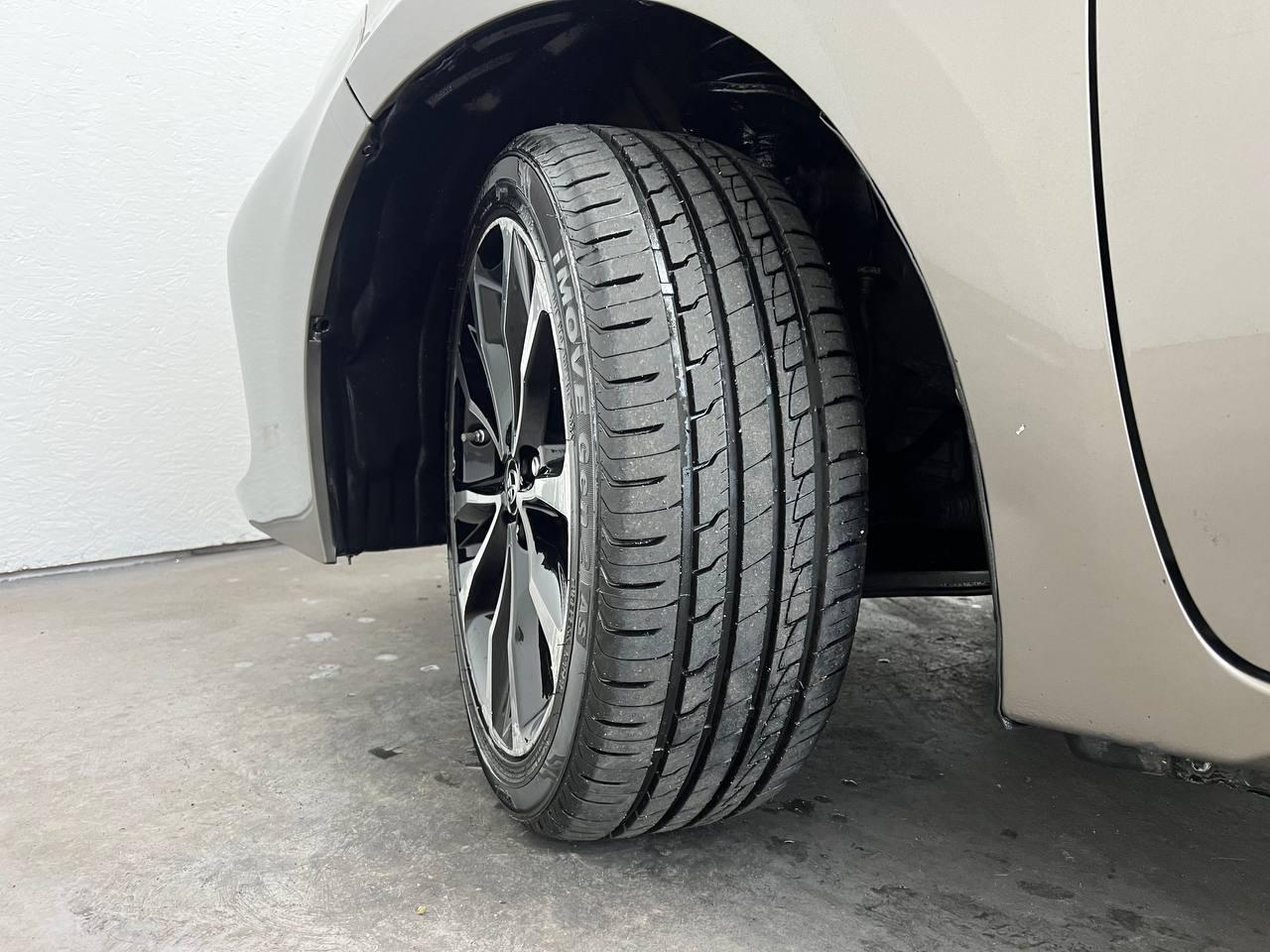 Toyota Corolla 50th Anniversary Special Edition CVT (Natl) 2017