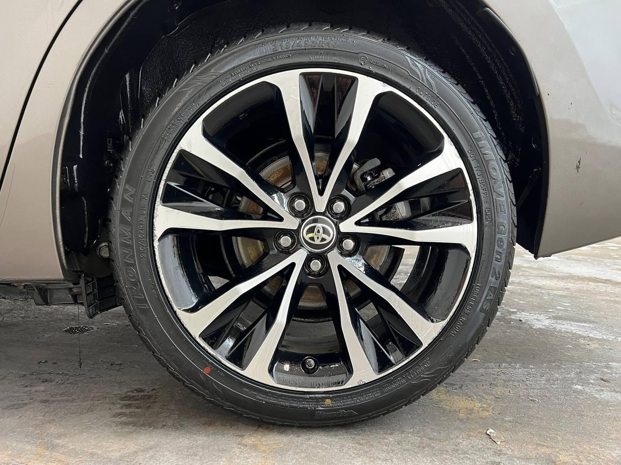 Toyota Corolla 50th Anniversary Special Edition CVT (Natl) 2017
