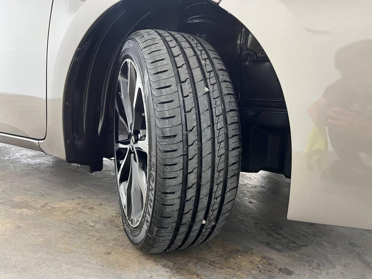 Toyota Corolla 50th Anniversary Special Edition CVT (Natl) 2017