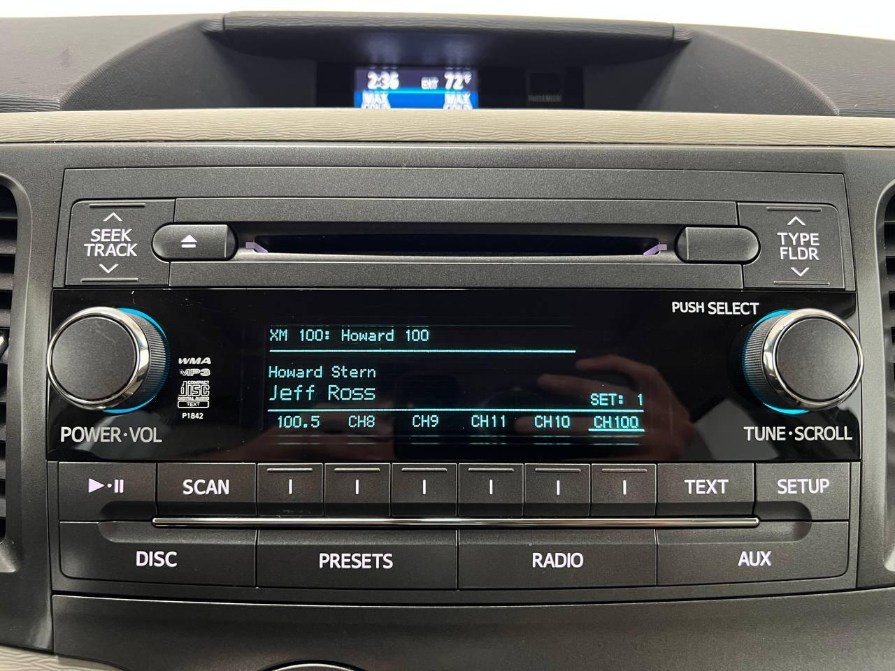 Toyota Sienna XLE 2013