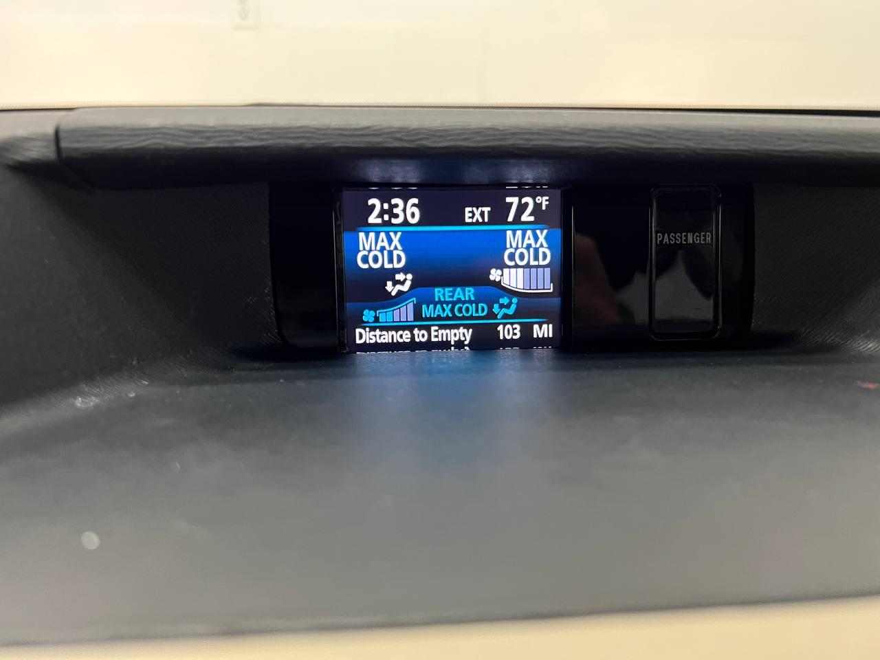 Toyota Sienna XLE 2013