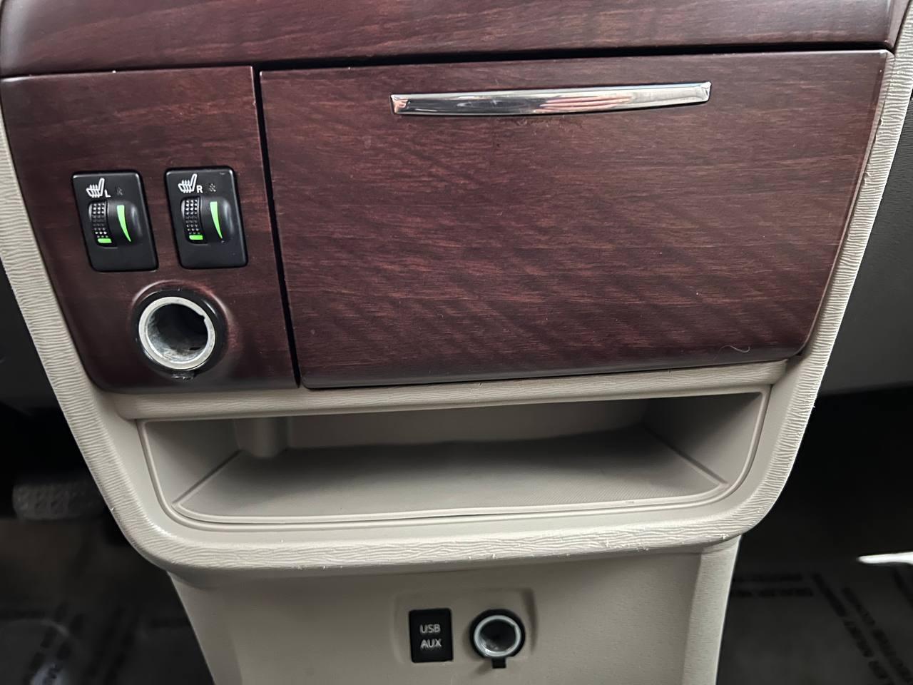 Toyota Sienna XLE 2013