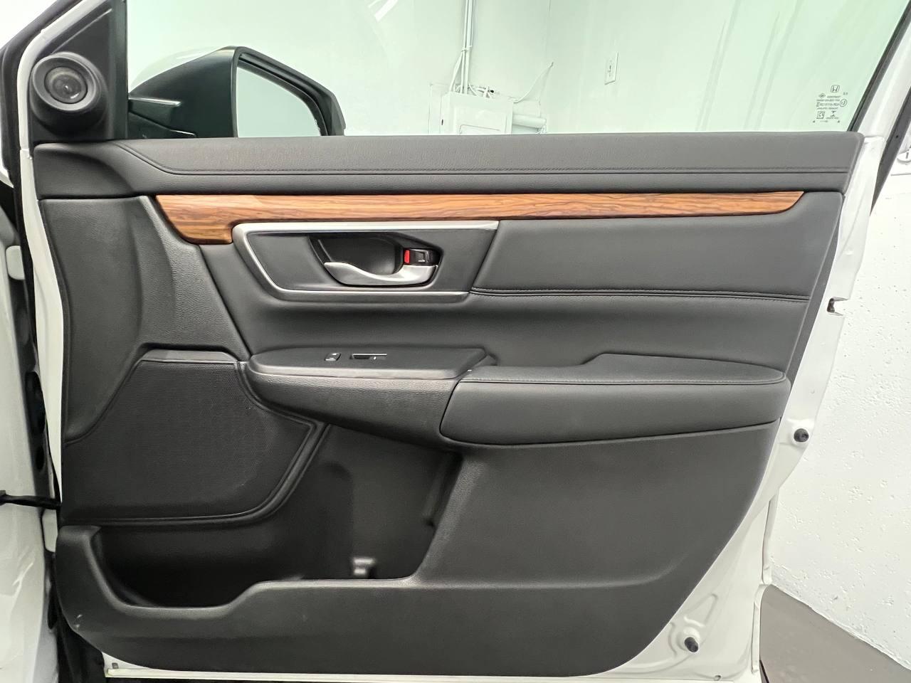 Honda CR-V Hybrid Touring AWD 2020