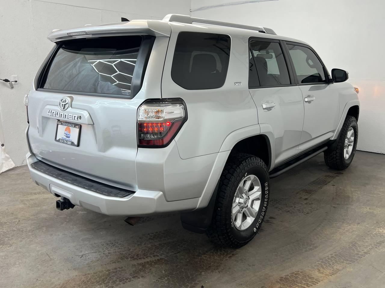 Toyota 4Runner 4WD 4dr V6 Limited (Natl) 2016