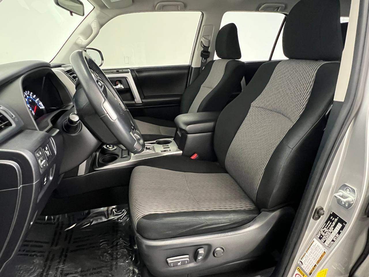 Toyota 4Runner 4WD 4dr V6 Limited (Natl) 2016