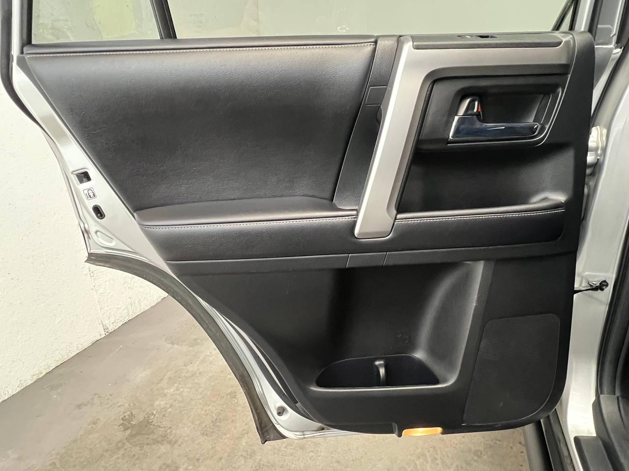 Toyota 4Runner 4WD 4dr V6 Limited (Natl) 2016