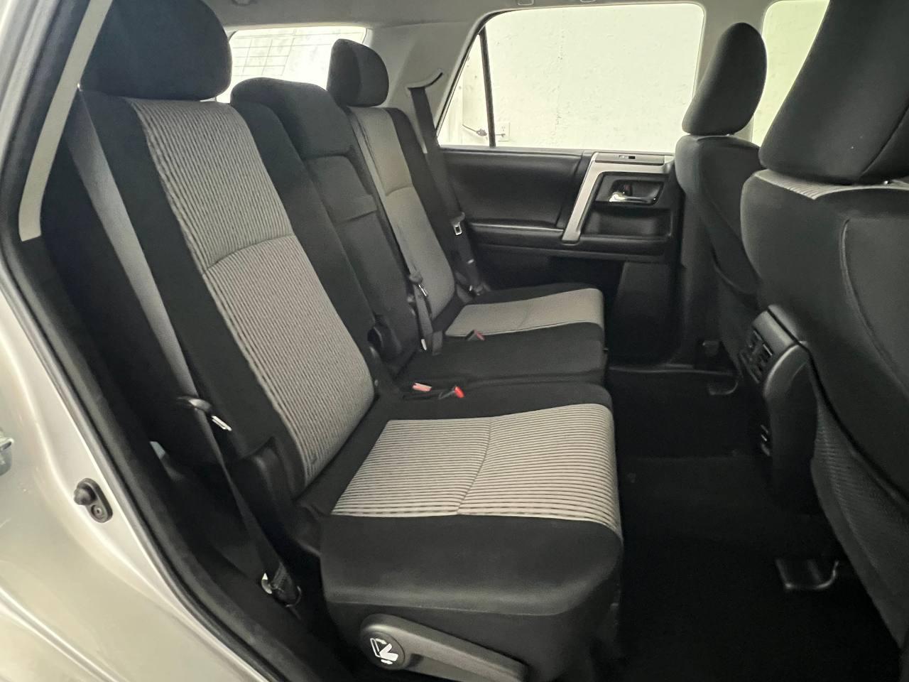 Toyota 4Runner 4WD 4dr V6 Limited (Natl) 2016